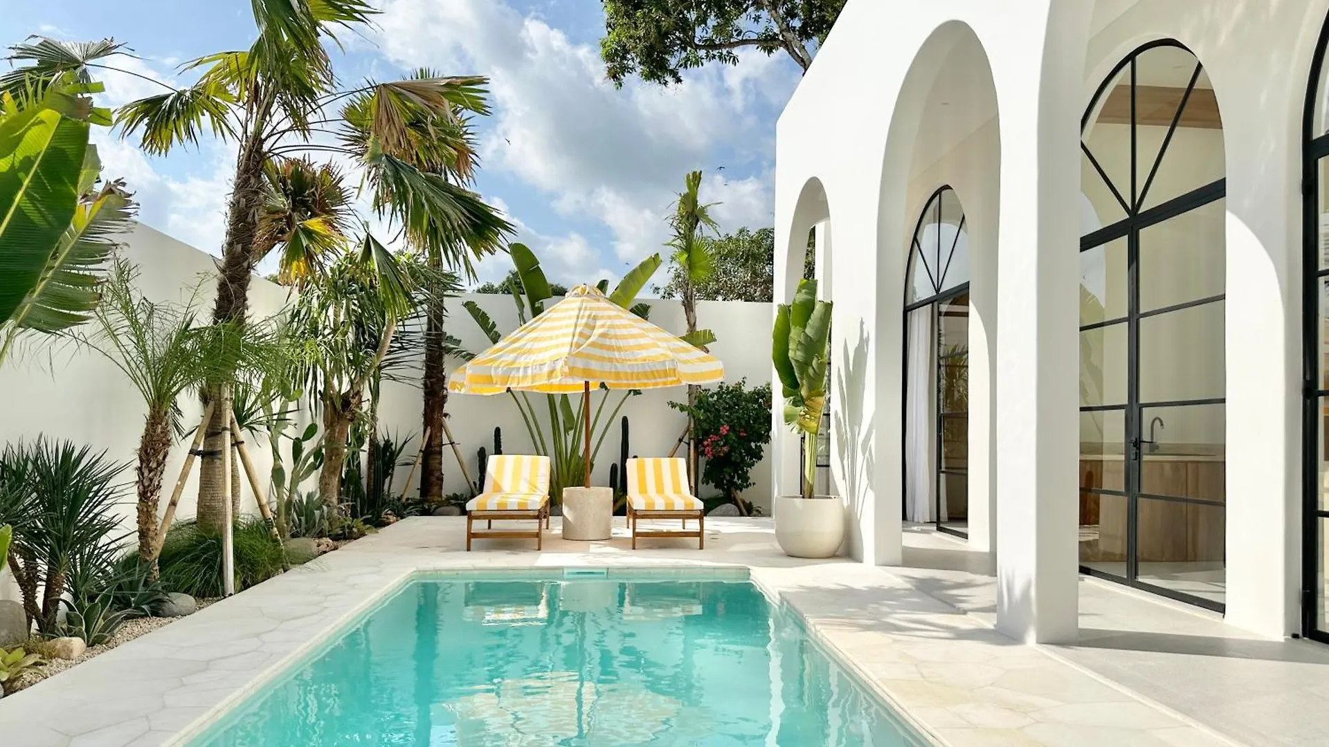 Dolce Villas In Bingin location