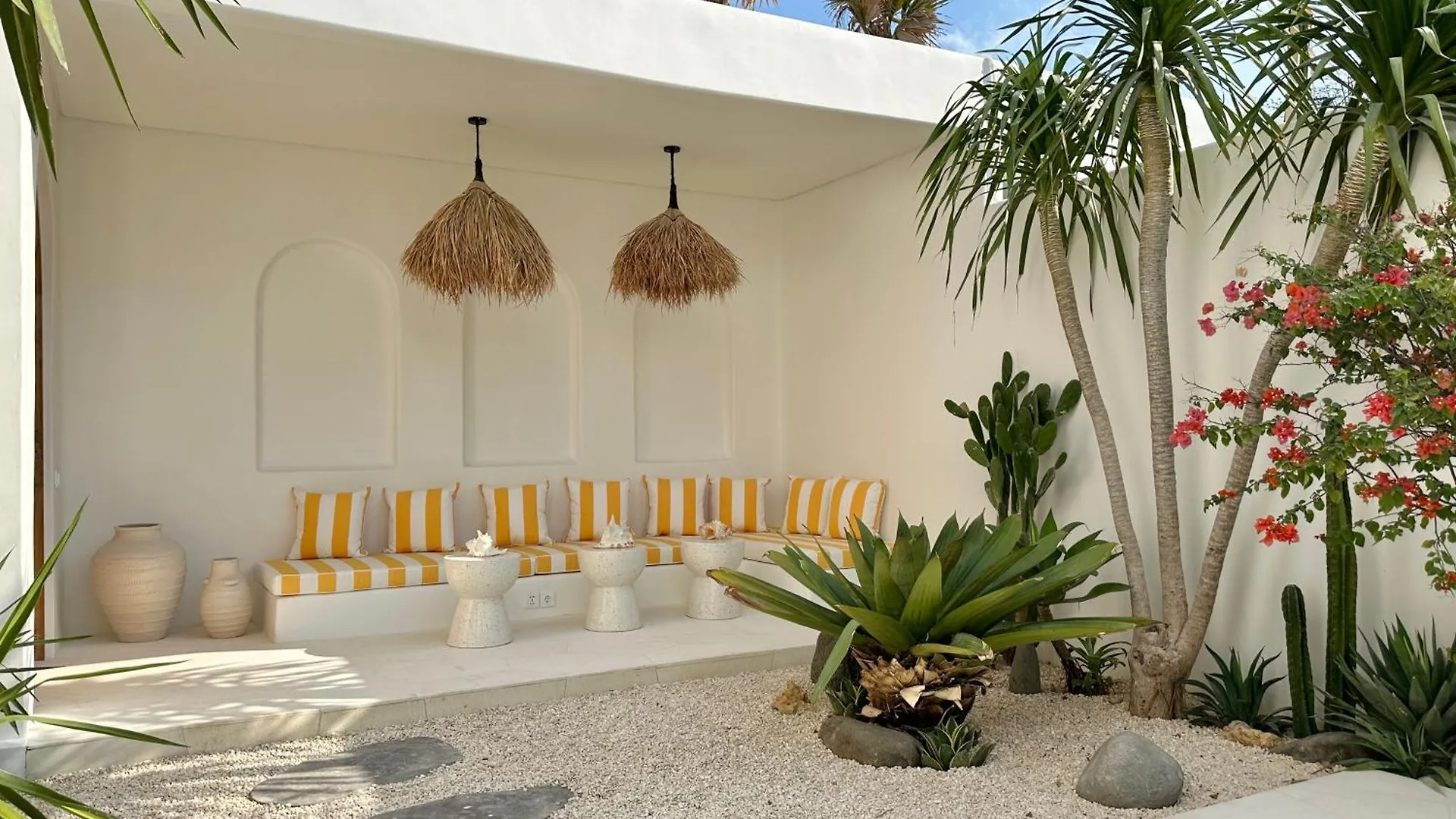 Dolce Villas In Bingin Uluwatu