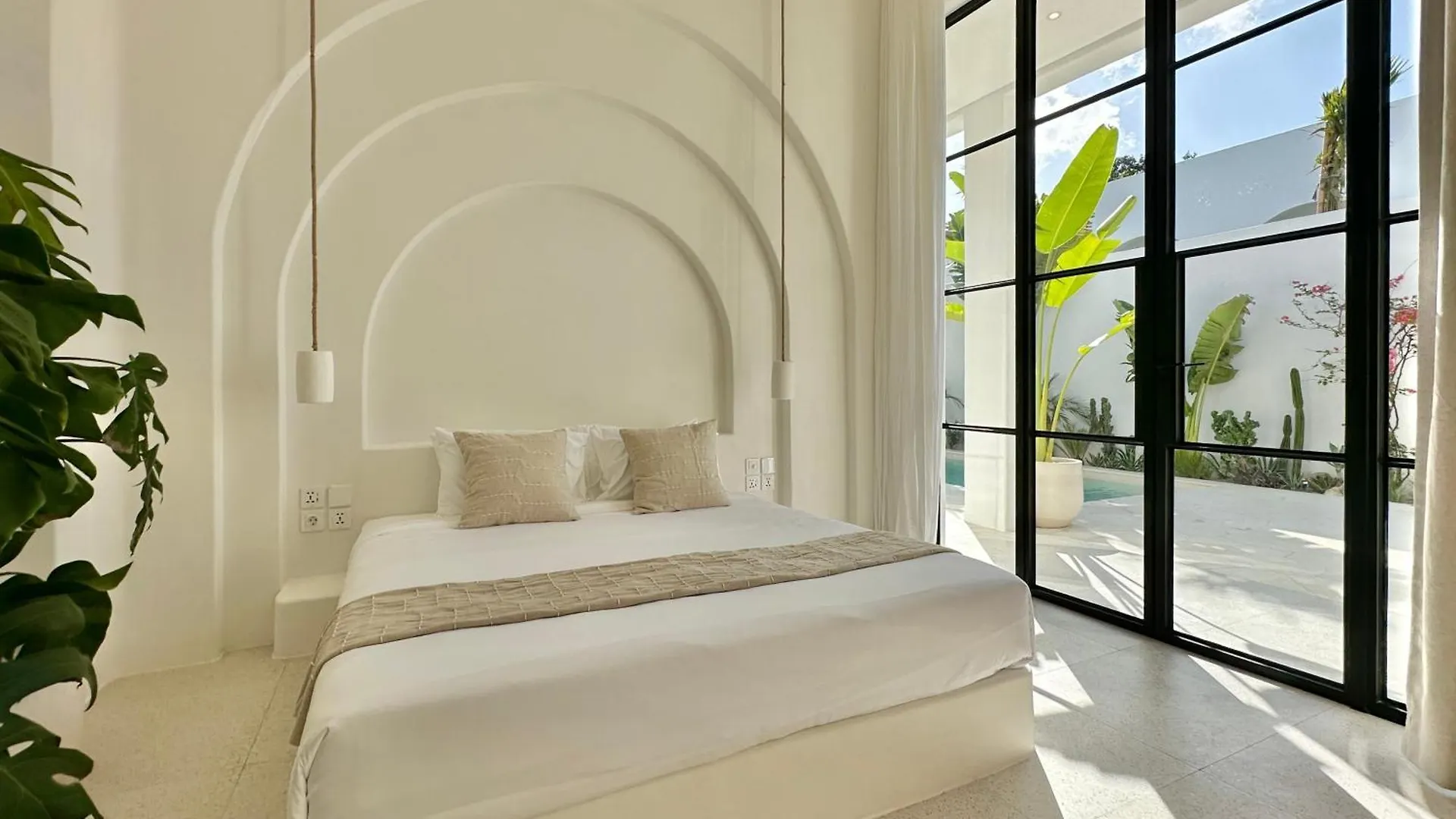 Dolce Villas In Bingin Uluwatu  Indonesia