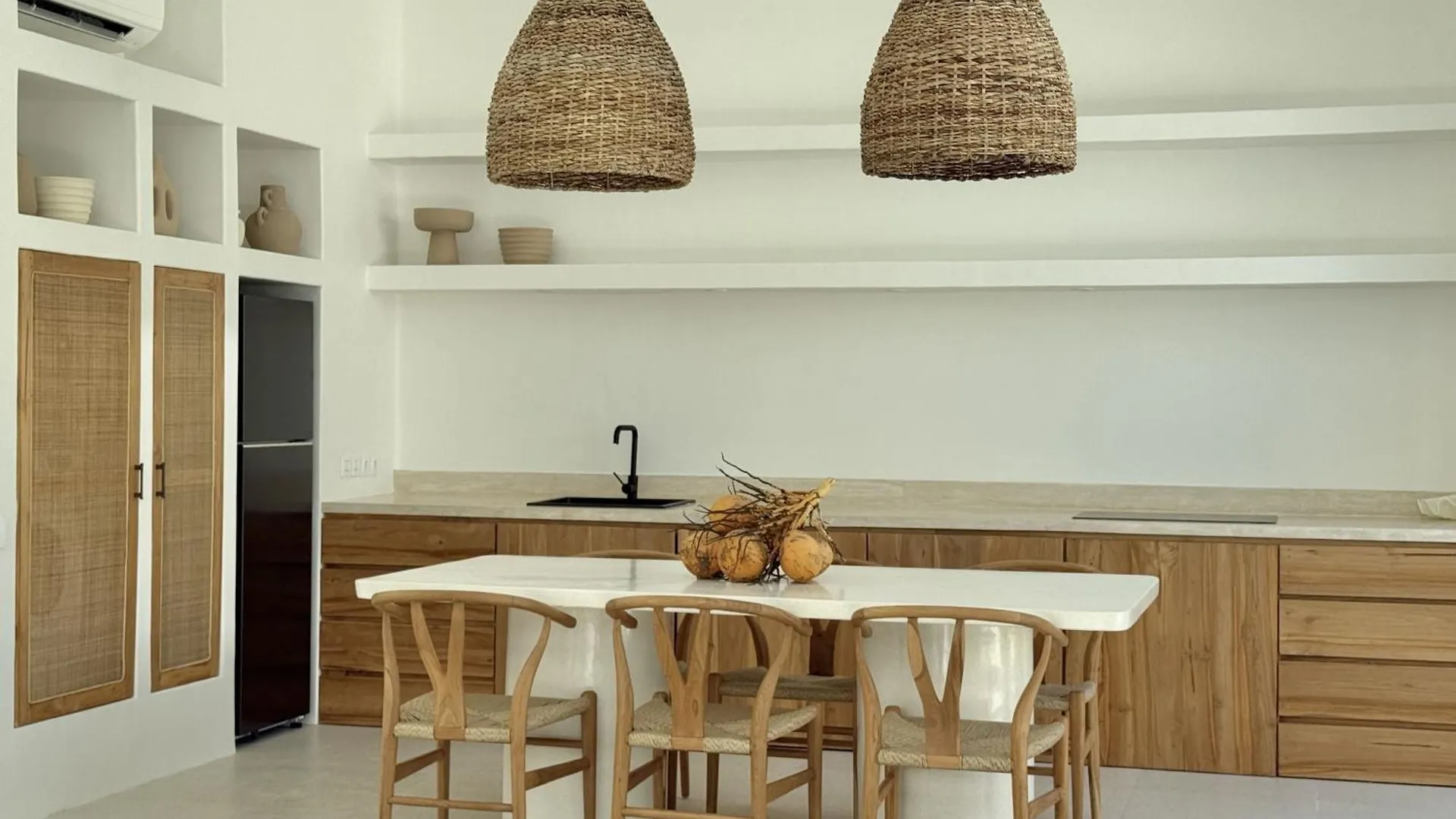 Dolce Villas In Bingin Uluwatu  Indonesia