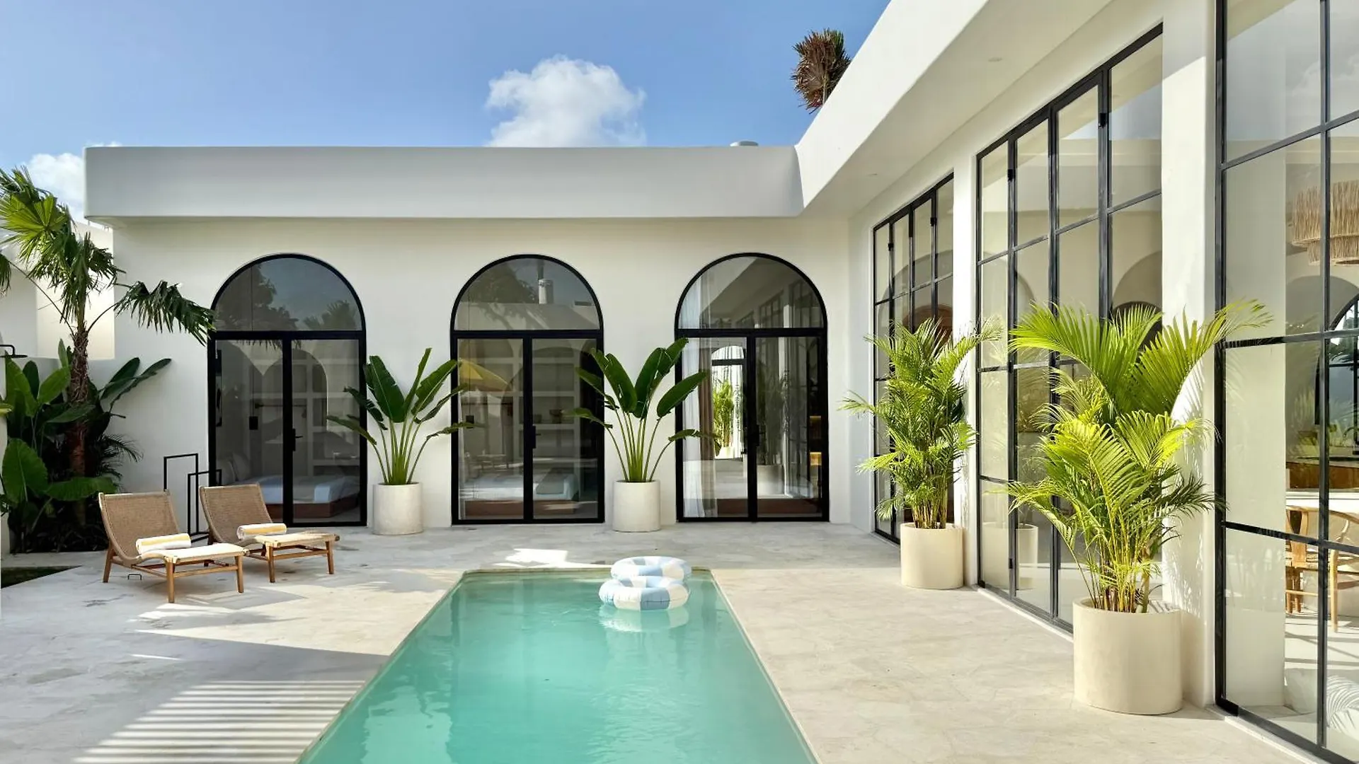 Dolce Villas In Bingin Uluwatu